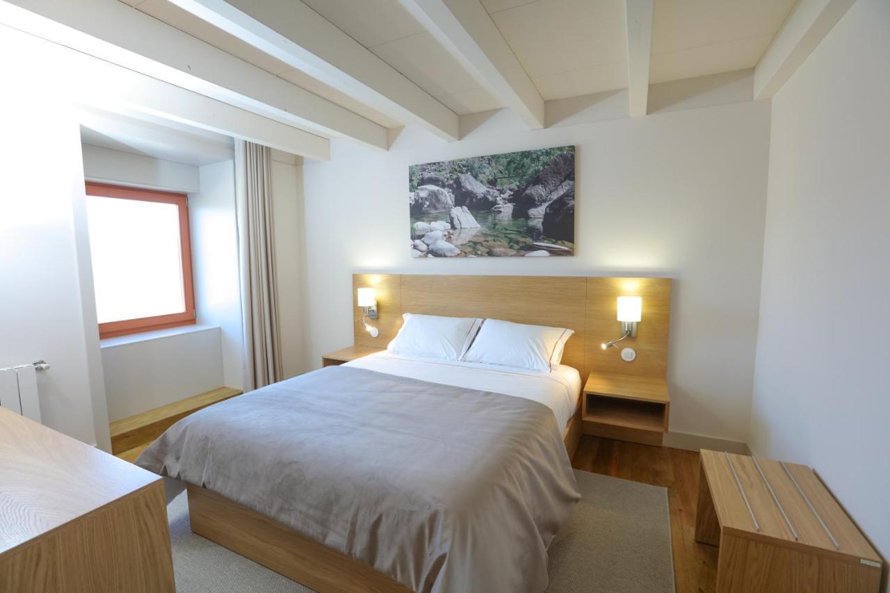 Quinta Da Riba Ma Guest House Santa Leocadia Екстериор снимка