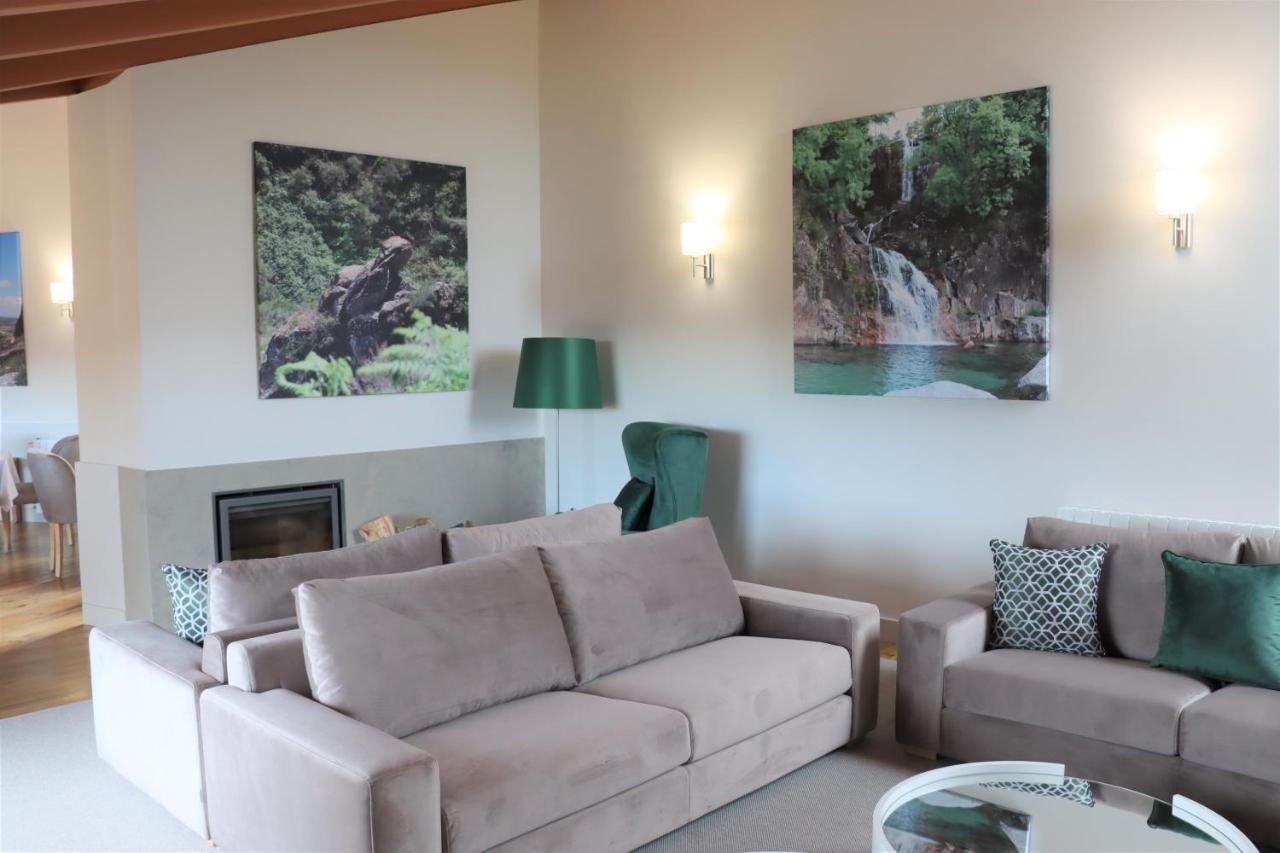 Quinta Da Riba Ma Guest House Santa Leocadia Екстериор снимка