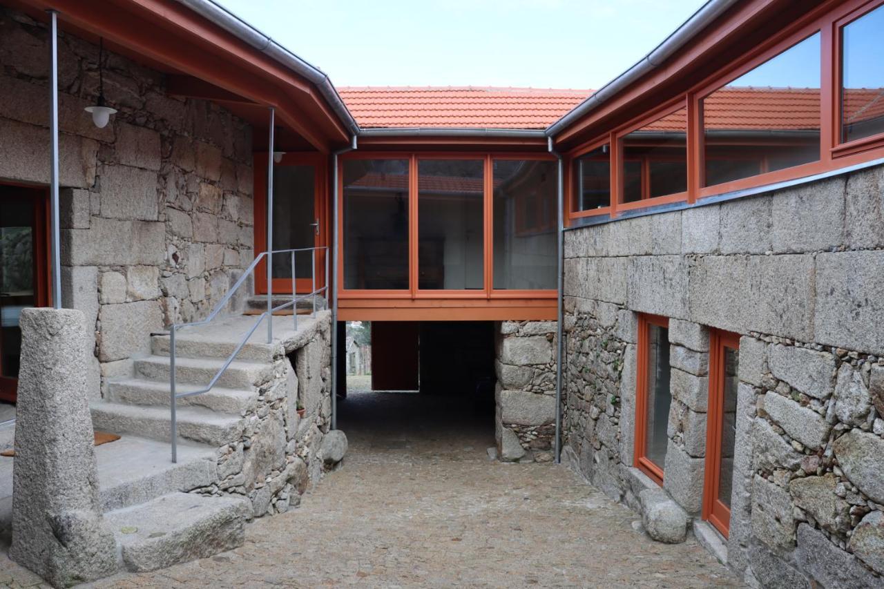 Quinta Da Riba Ma Guest House Santa Leocadia Екстериор снимка