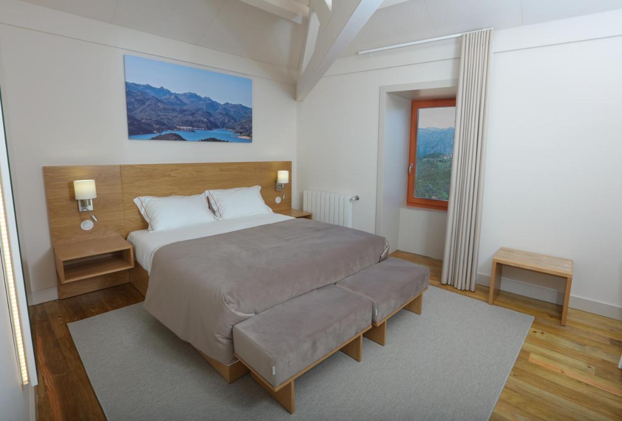 Quinta Da Riba Ma Guest House Santa Leocadia Екстериор снимка