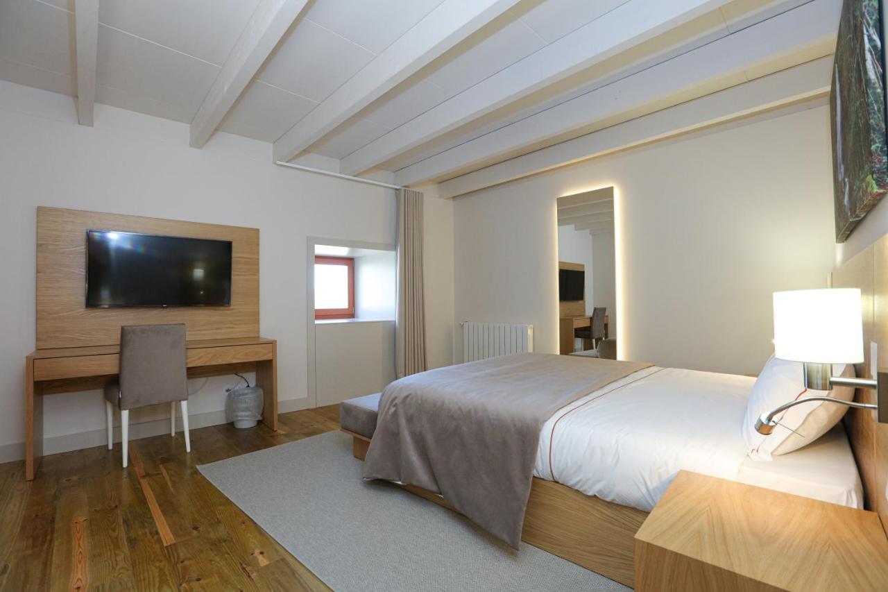 Quinta Da Riba Ma Guest House Santa Leocadia Екстериор снимка