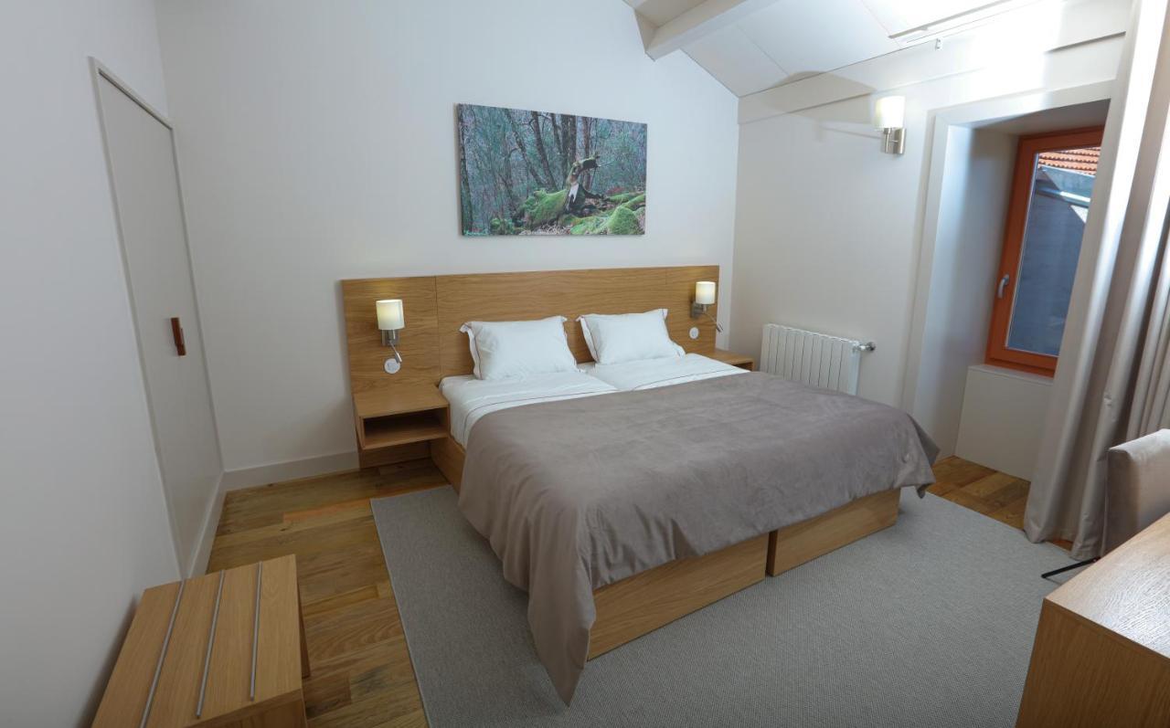 Quinta Da Riba Ma Guest House Santa Leocadia Екстериор снимка