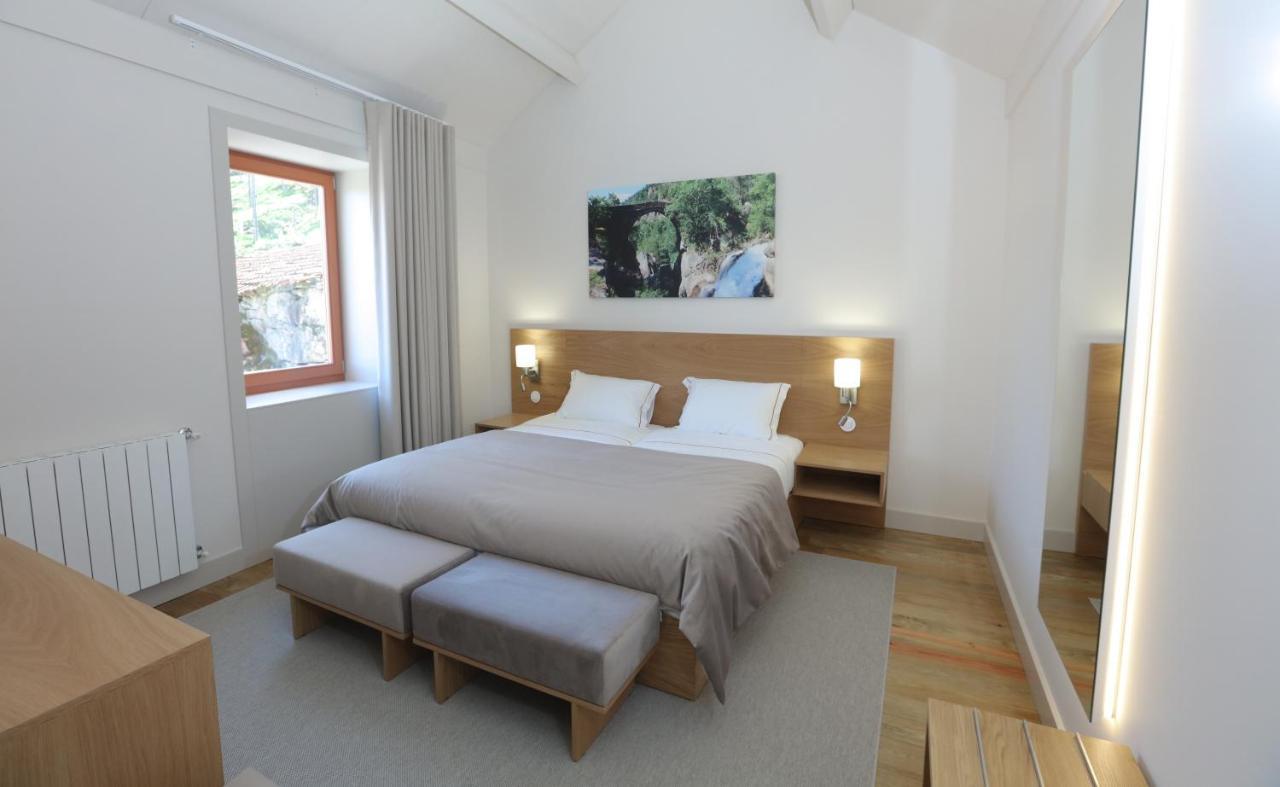 Quinta Da Riba Ma Guest House Santa Leocadia Екстериор снимка